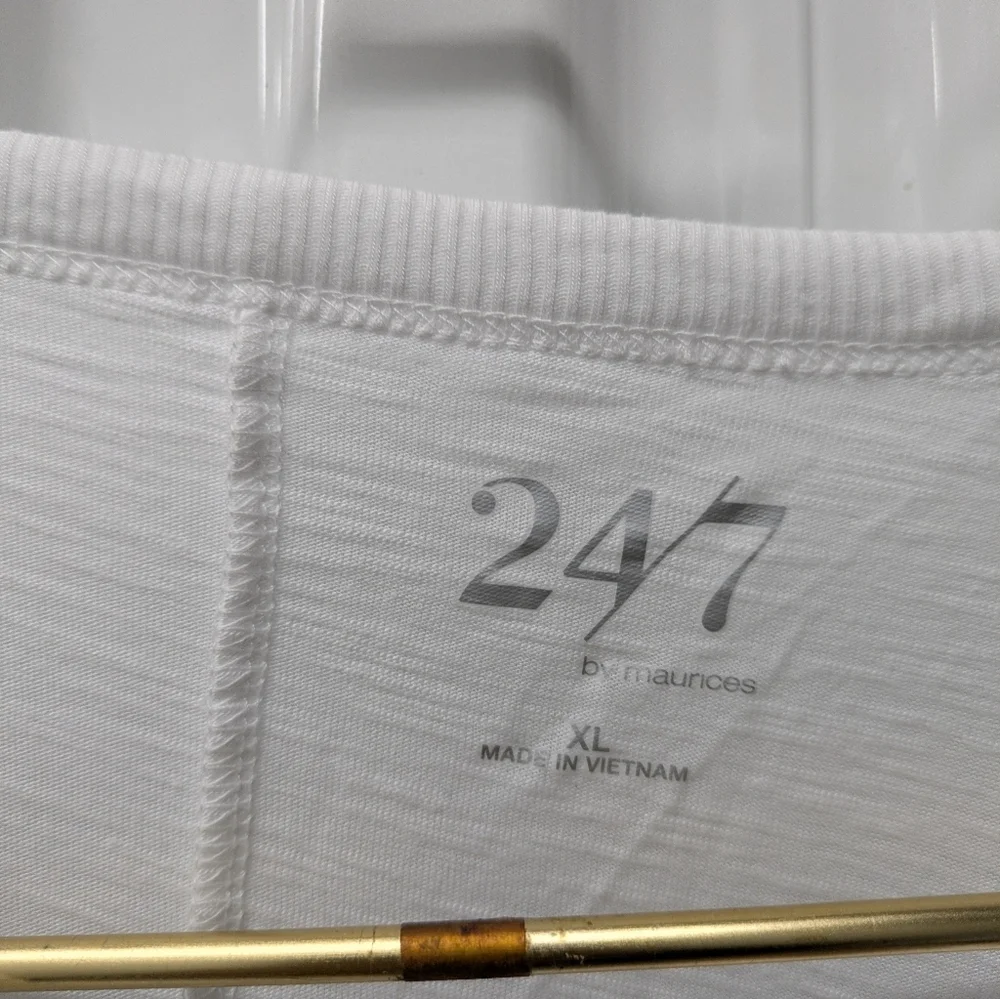 24/7 Comfort Apparel White Top